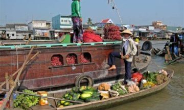 Mekong River Excursion Cai Be market from Saigon River